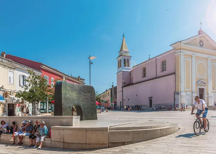 Apartman Lovely In Porec With Kitchen Ladrovići