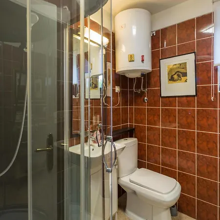 Lovely In With Kitchen * Poreč