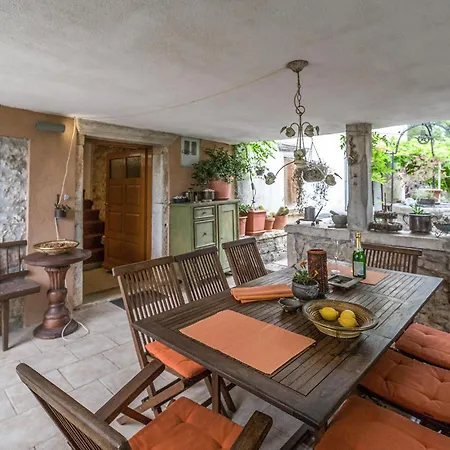 Lovely In With Kitchen Poreč